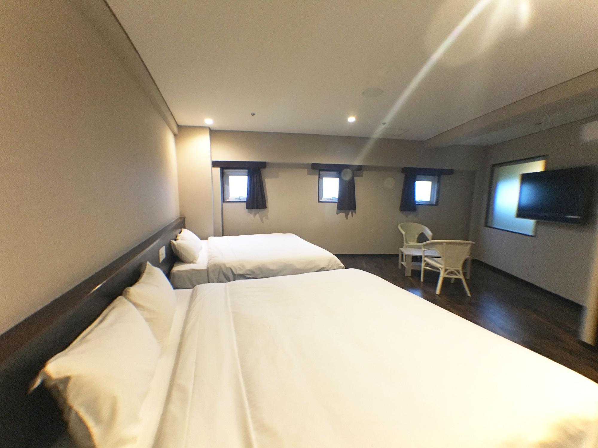 Rycom Crystal Hotel Okinawa Екстериор снимка